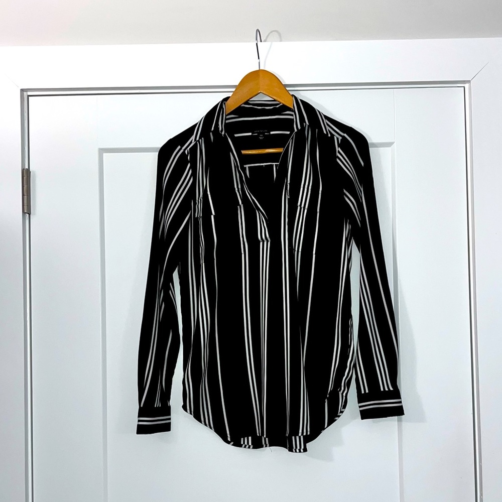 Ann Taylor Flowy Long Sleeve Blouse